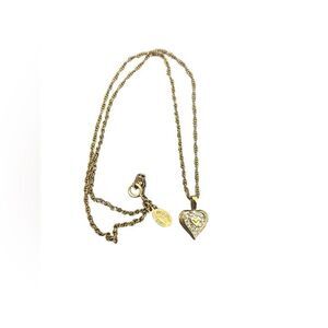 💙NINA RICCI Heartshaped Pendant Necklace